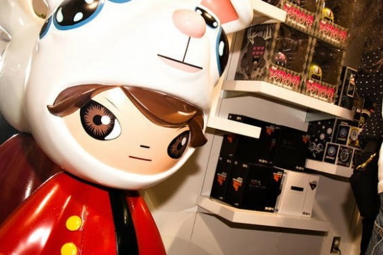 4-foot Benny the Dreamer by Okedoki 4-foot Benny the Dreamer by Okedoki