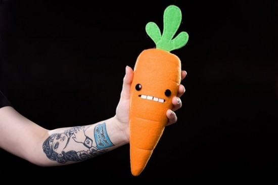 plush carrot by Steff Bomb